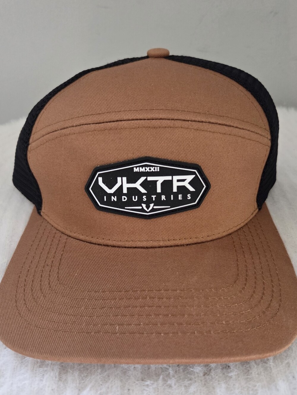 VKTR Industries Firearms Brown/Black SnapBack Hat‎ Mesh Trucker NWOT